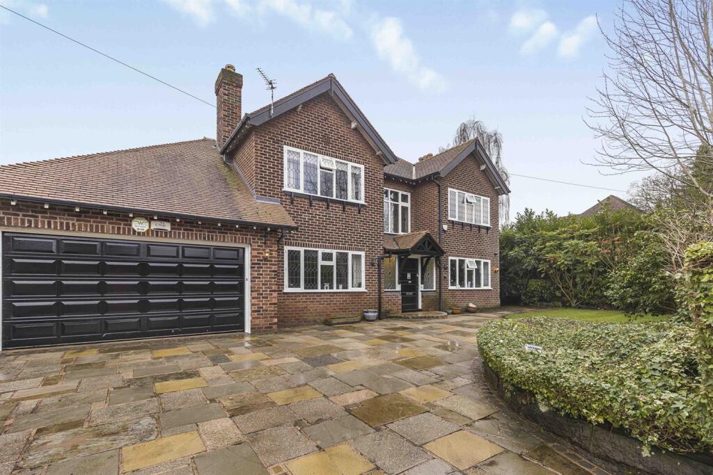 5 bedroom detached house for sale in Whalley Road, Hale, WA15